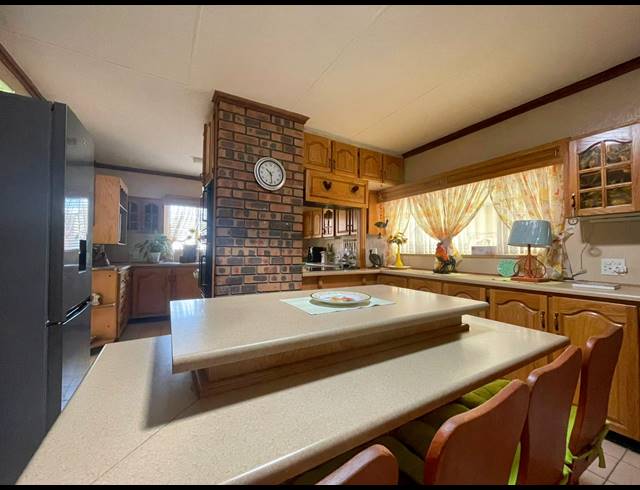 3 BEDROOM HOUSE FOR SALE IN CASSELDALE
